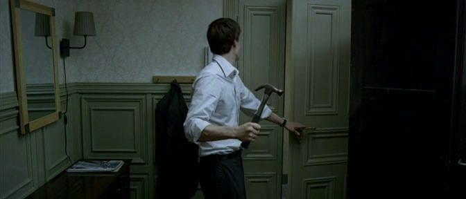 Кадр из фильма Другая дверь / Naboer (2005)