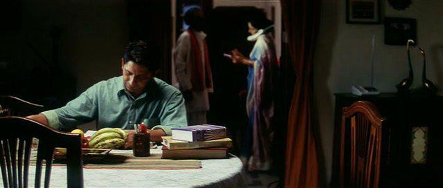 Кадр из фильма Между жизнью и смертью / Sehar (2005)
