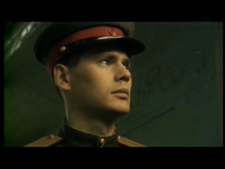 Кадр из фильма Подкидной / 16+ (2005)