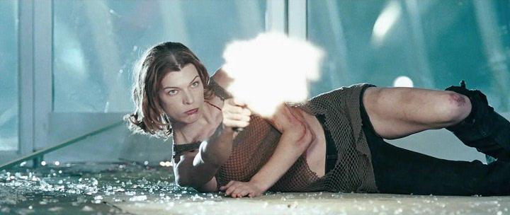 Кадр из фильма Обитель Зла 2: Апокалипсис / Resident Evil: Apocalypse (2004)
