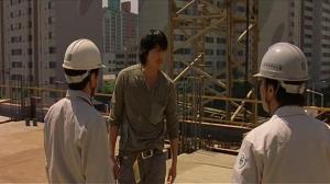 Кадры из фильма Не хочу забывать / Nae meorisokui jiwoogae (2004)