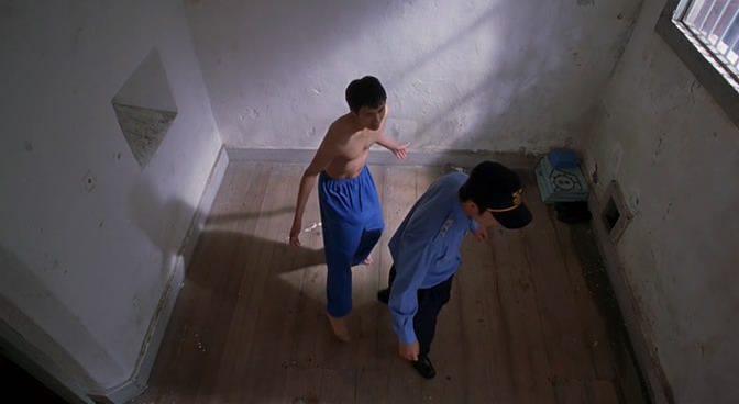 Кадр из фильма Пустой дом / Binjip (2004)