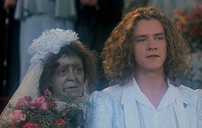 Кадр из фильма Бессмертная тетушка / Nesmrtelná teta (1993)