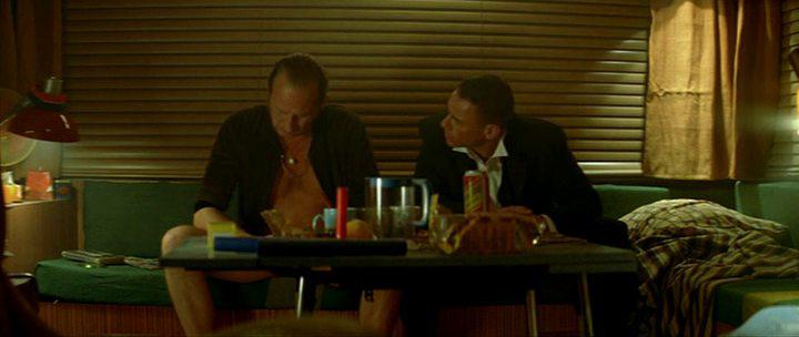 Кадр из фильма Глюк / Narco (2004)