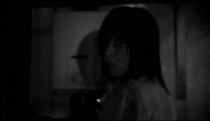 Кадр из фильма Прогулка мёртвой девочки / Za horâ kaiki gekijô: Kaiki! Shinin shôjo (2004)