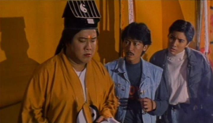 Кадр из фильма Есть сэр! / Shen tan Power zhi wen mi zhui xiong (1994)