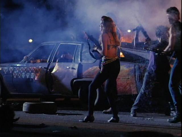 Кадр из фильма Город новой преступности / New Crime City (1994)