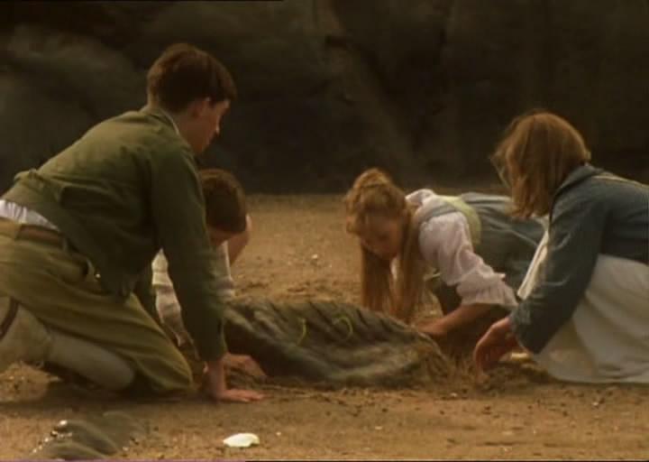 Кадр из фильма Пять детей и волшебство / Five Children and It (2004)