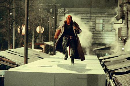 Кадр из фильма Хеллбой: Герой из пекла / Hellboy (2004)