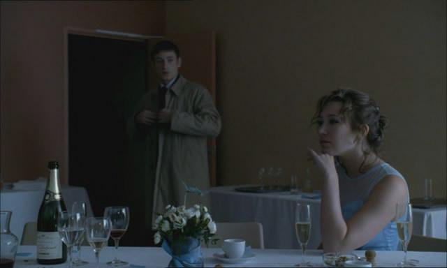 Кадр из фильма Подружка невесты / La demoiselle d'honneur (2004)