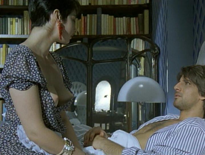 Кадр из фильма Подглядывающий / L'uomo che guarda (1994)