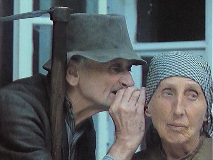 Кадр из фильма Корова / Kráva (1994)
