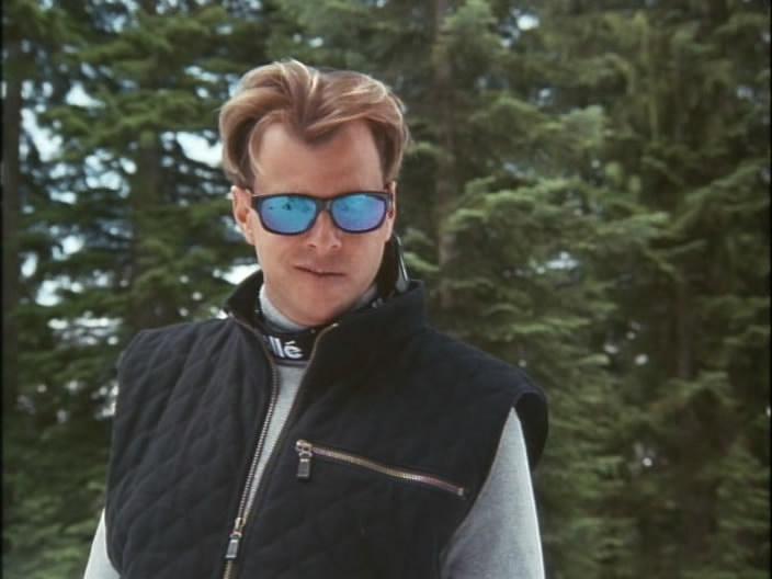 Кадр из фильма Лыжная школа 2 (Горнолыжники 2) / Ski School 2 (1994)