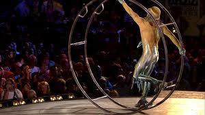 Кадры из фильма Цирк солнца: Полуночное Солнце / Cirque du Soleil: Midnight Sun (2004)