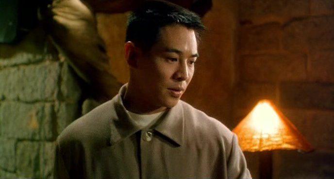 Кадр из фильма Телохранитель из Пекина / Zhong Nan Hai bao biao (1994)