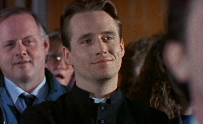 Кадр из фильма Священник / Priest (1994)