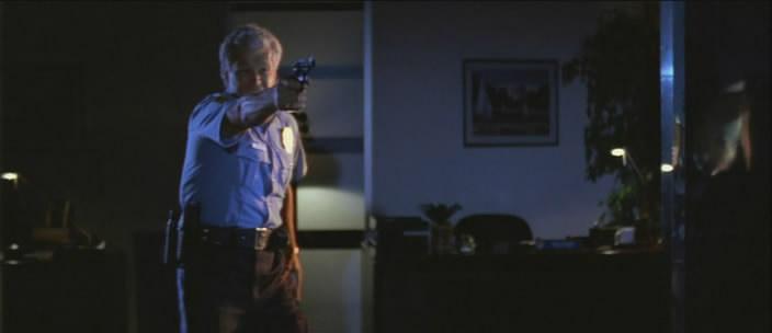 Кадр из фильма Зона высадки / Drop Zone (1994)