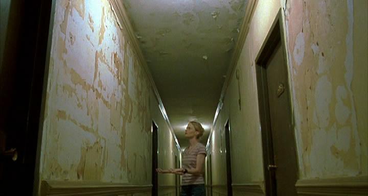 Кадр из фильма Кошмар дома на холмах / Toolbox Murders (2004)