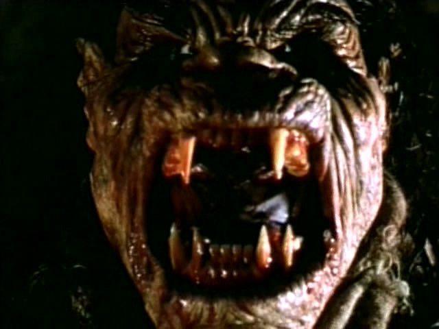 Кадр из фильма Зловещая сила / Grim (1995)