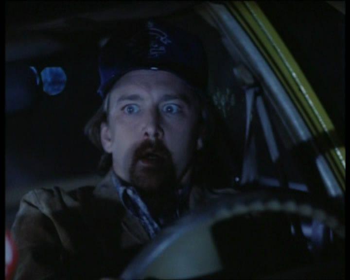 Кадр из фильма Ночной беглец / Night of the Running Man (1995)