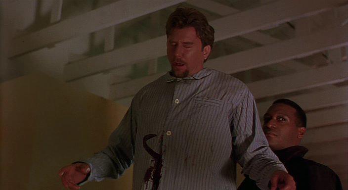 Кадр из фильма Кэндимэн 2: Прощание с плотью / Candyman: Farewell to the Flesh (1995)