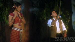 Кадры из фильма Загадочная любовь / Prem (1995)