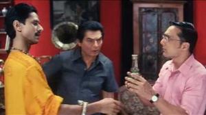 Кадры из фильма Он еще девственник / Mumbai Matinee (2003)