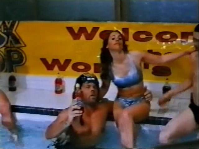 Кадр из фильма Безумные лыжники / Ski Hard (1995)