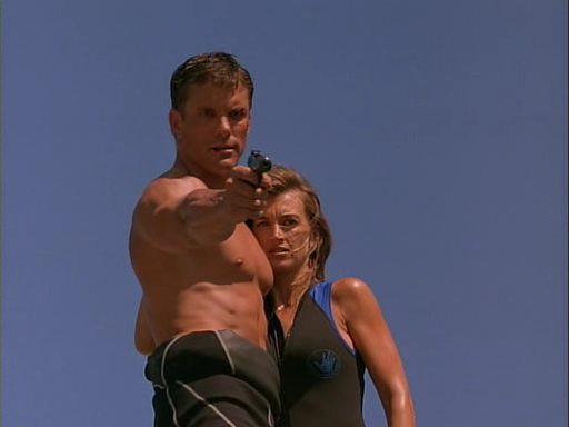 Кадр из фильма Тайная миссия / Subterfuge (1996)
