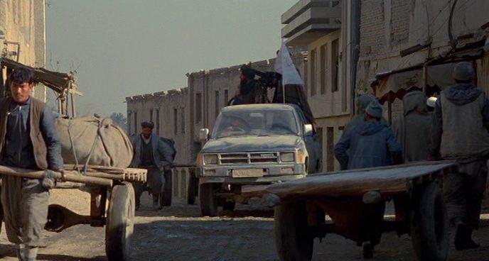 Кадр из фильма Усама / Osama (2003)