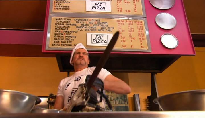 Кадр из фильма Пицца с доставкой / Fat Pizza (2003)