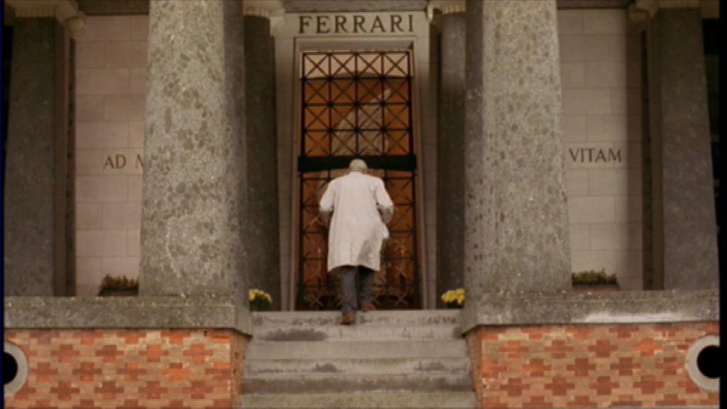Кадр из фильма Феррари / Ferrari (2003)