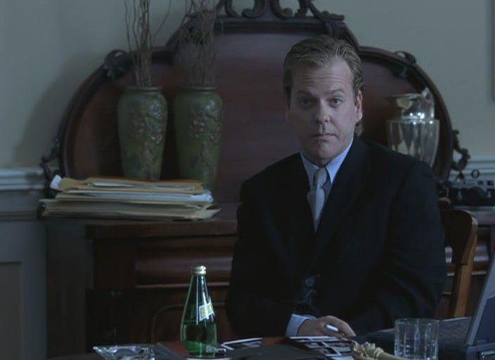 Кадр из фильма За красной дверью / Behind the Red Door (2003)