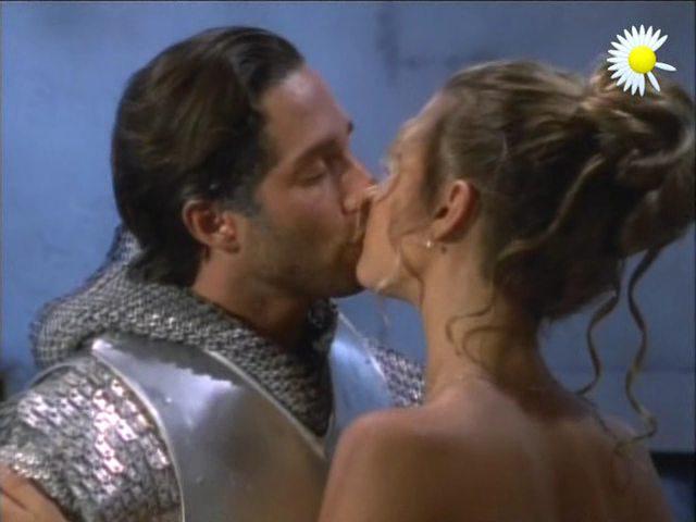 Кадр из фильма Приключения Жюстины: Сон в летнюю ночь / Justine: A Midsummer Night's Dream (1997)