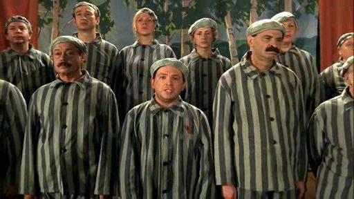 Кадр из фильма Колхоз Интертейнмент (2003)