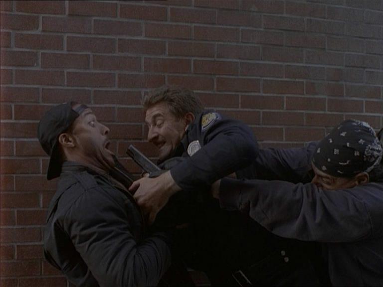 Кадр из фильма С пистолетом наголо / Killer per caso (1997)
