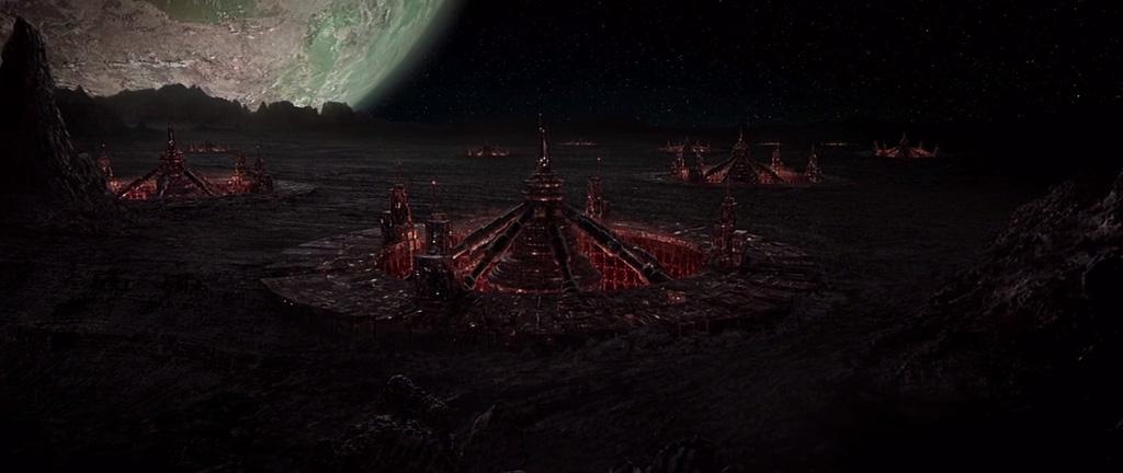 Кадр из фильма Звездный путь 10: Возмездие / Star Trek: Nemesis (2002)