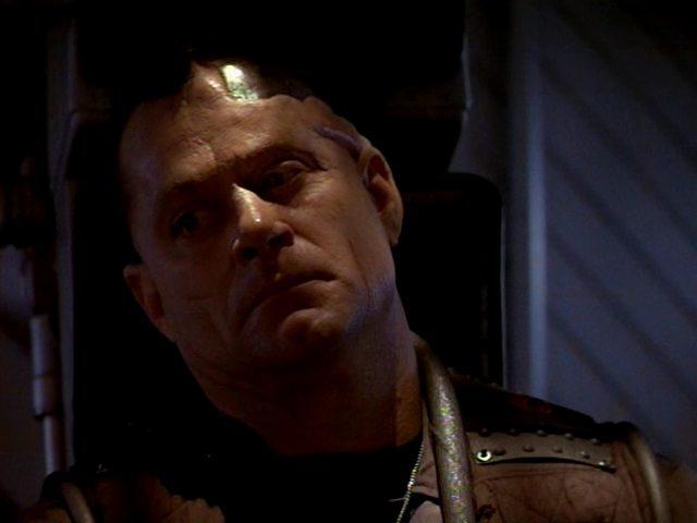 Кадр из фильма Лепрекон 4: В космосе / Leprechaun 4: In Space (1997)