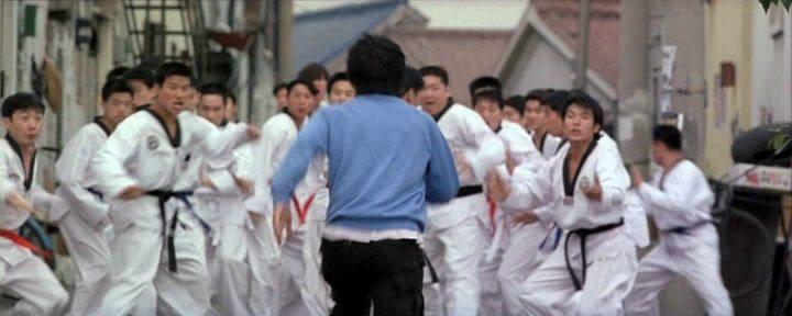 Кадр из фильма Ноль воспитания / Pumhaeng zero (2002)