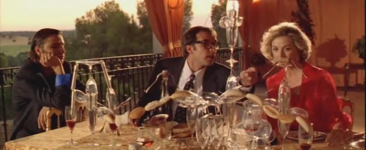Кадр из фильма Подушка с дурманом / Airbag (1997)