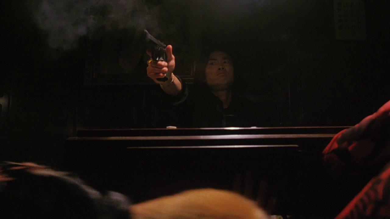 Кадр из фильма Черный ангел / Senso '45 (1997)
