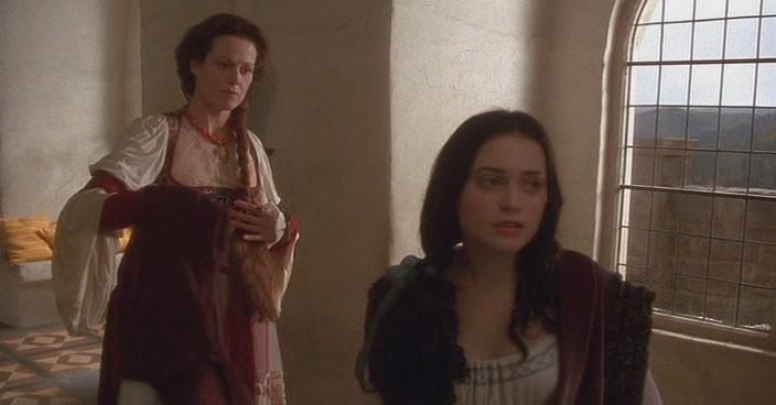 Кадр из фильма Белоснежка: Страшная сказка / Snow White: A Tale of Terror (1997)