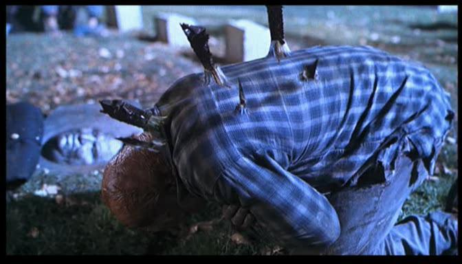 Кадр из фильма Спаун / Spawn (1997)