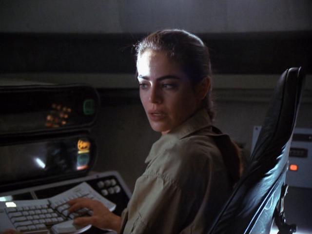 Кадр из фильма Секретный бункер / Ravager (1997)