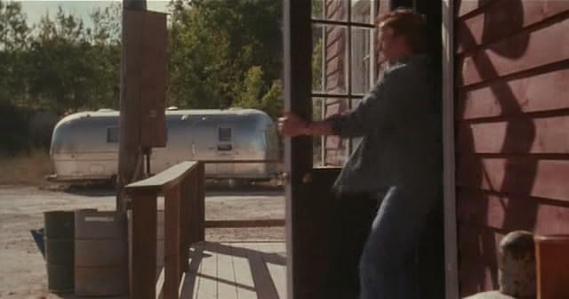 Кадр из фильма Зона 51 / Trucks (1997)