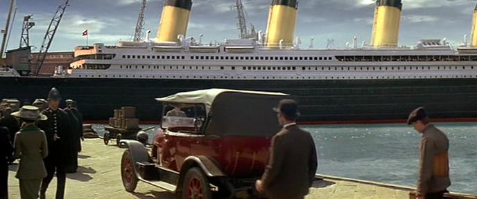 Кадр из фильма Горничная с "Титаника" / La femme de chambre du Titanic (1997)