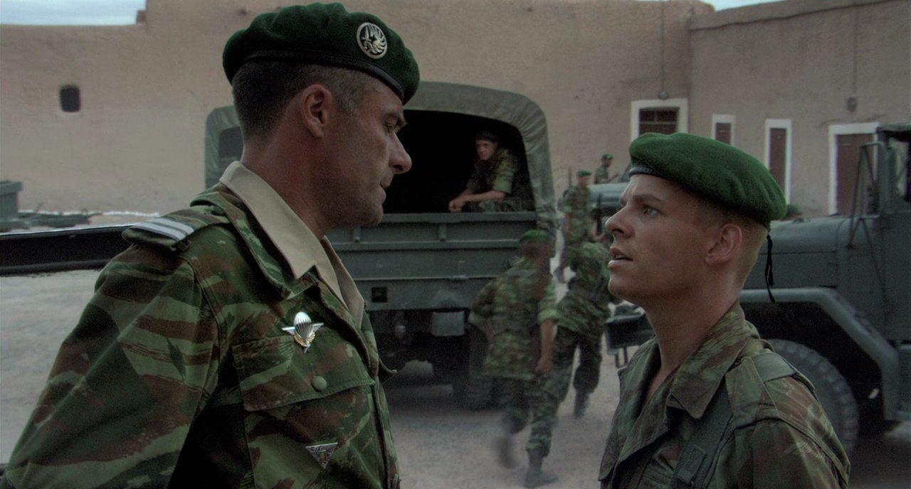 Кадр из фильма Саймон: Английский легионер / Legion of Honor (2002)