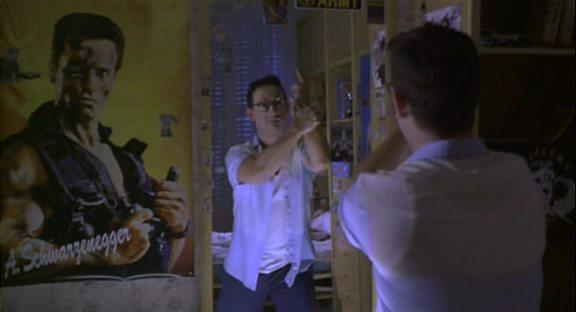Кадр из фильма Торренте, глупая рука закона / Torrente, el brazo tonto de la ley (1998)