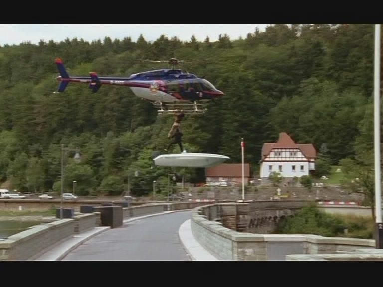 Кадр из фильма Дикие Ангелы / Wilde Engel (2002)