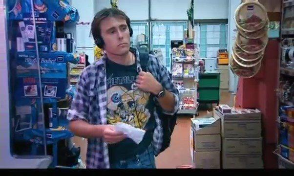 Кадр из фильма Поздний покупатель / Late Night Shopper (2002)